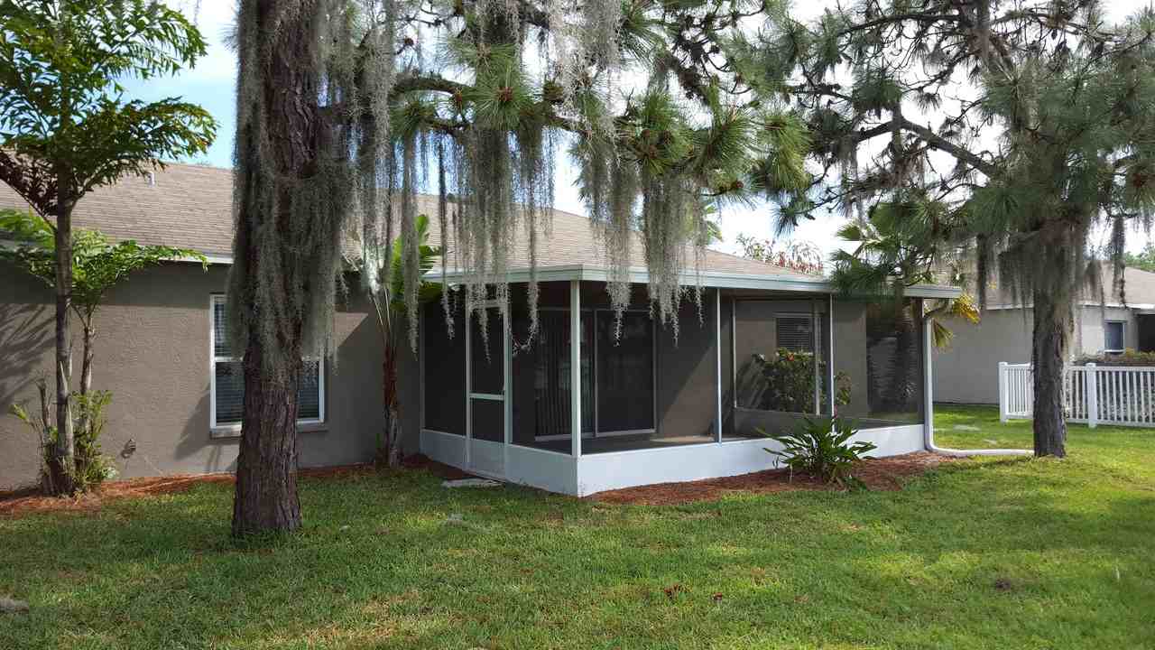 6521 Clair Shore Dr - Photo 3 of 17