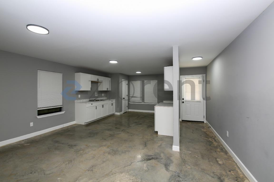 718 Hazelwood Rd - Photo 6 of 28