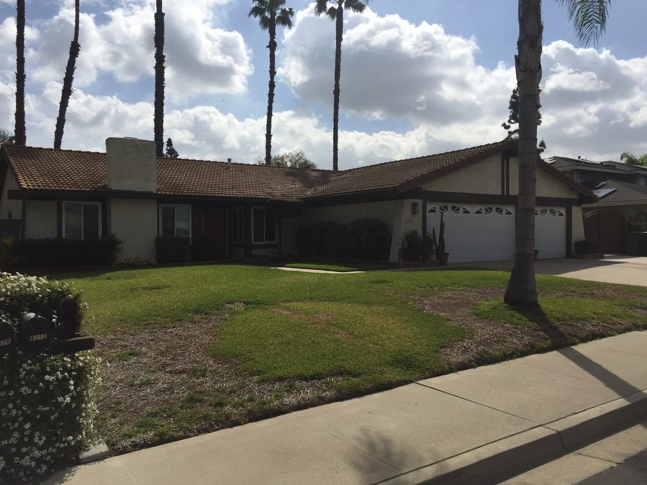 4326 Mimosa Ln - Photo 2 of 36