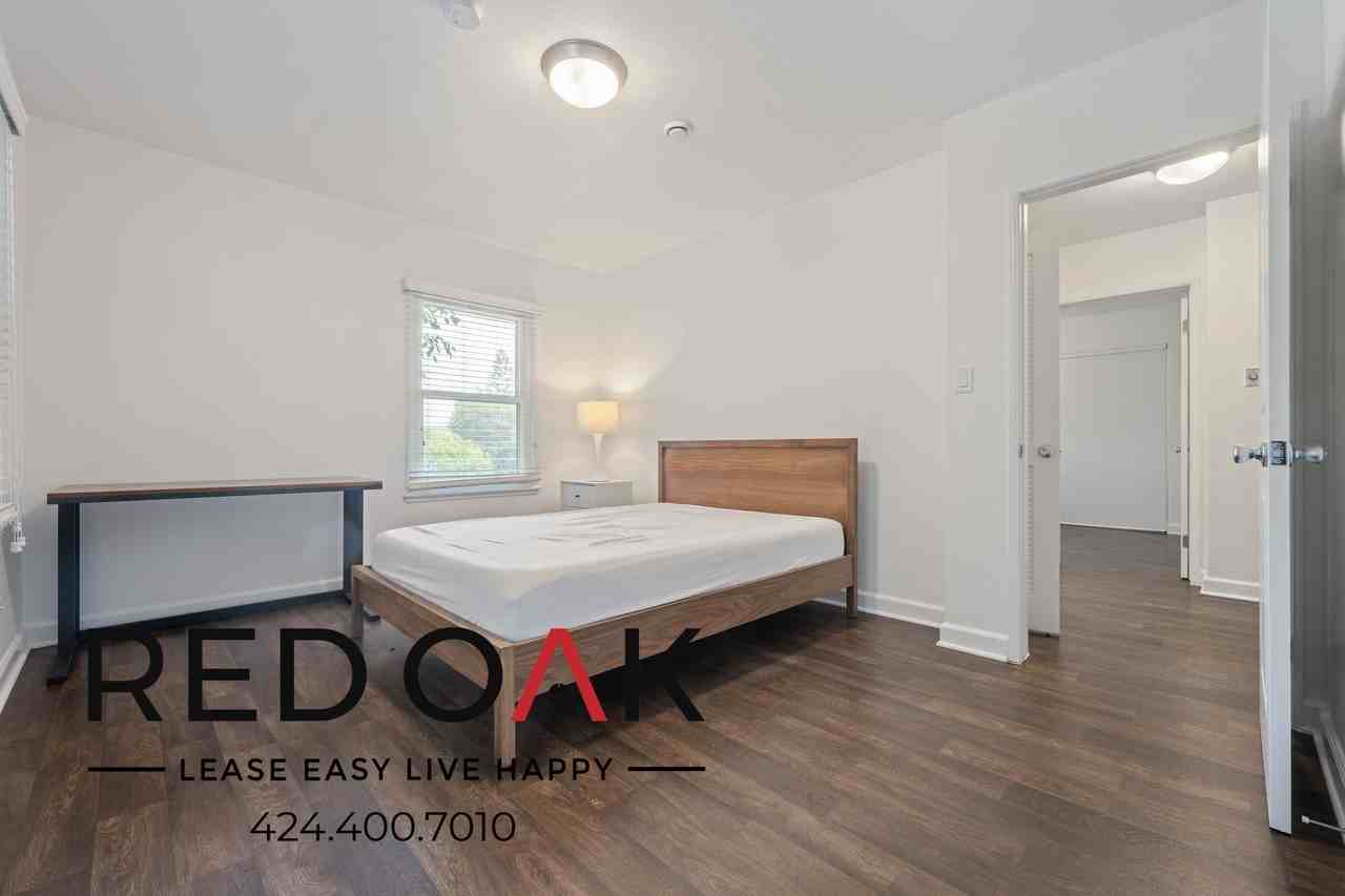 W 88th St #5877-5 - Photo 2 of 17