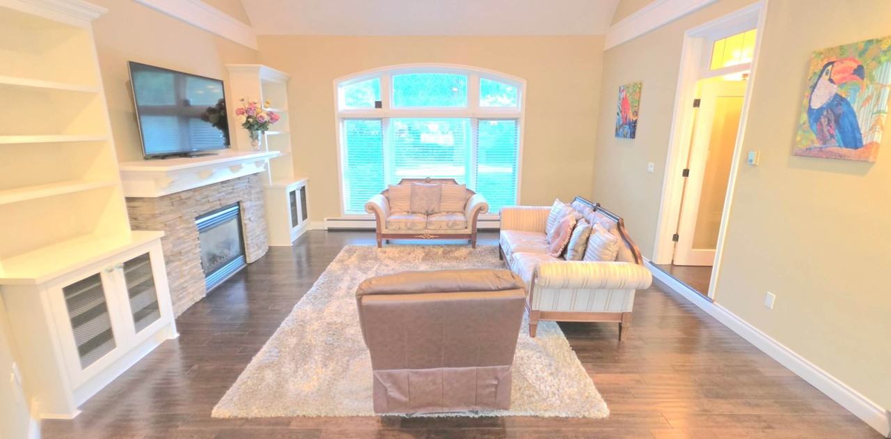 13789 32 Avenue - Photo 3 of 37