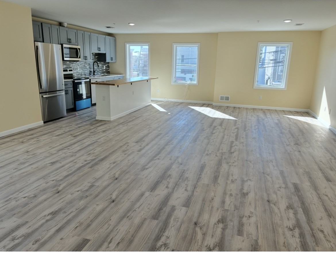 77 E 21st St #2 - Photo 2 of 15