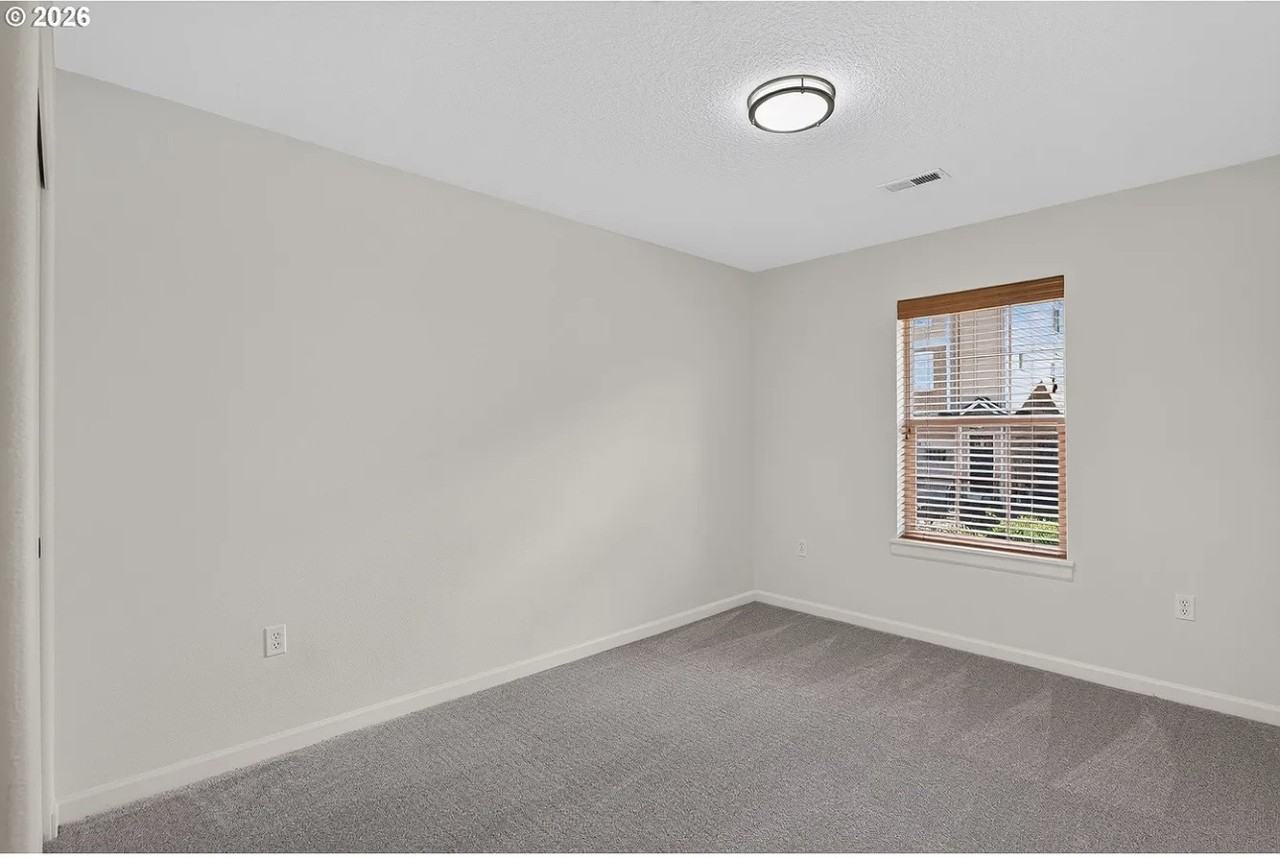 10005 Se Old Town Ct - Photo 2 of 15