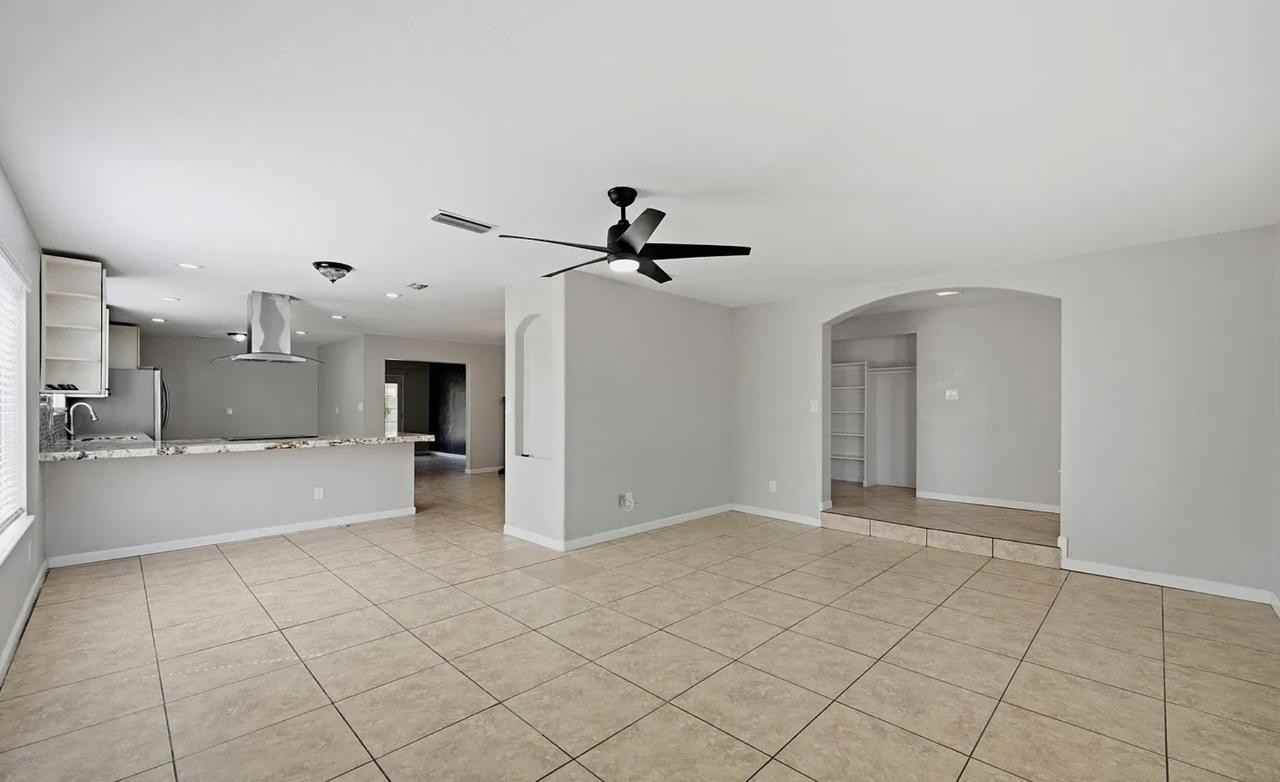 1651 E Apollo Rd #NA - Photo 3 of 12