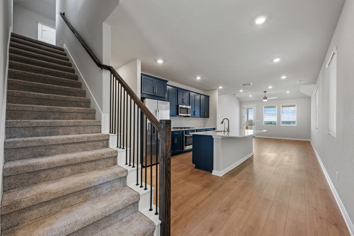 168 Ranier Way #NA - Photo 5 of 42