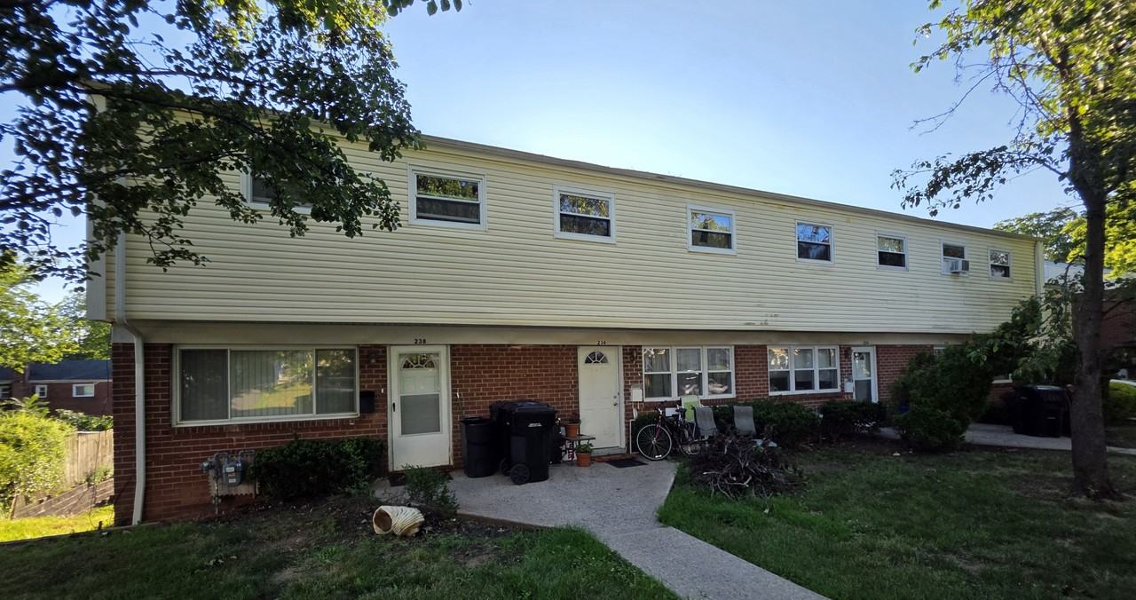 238 Inza St #NA - Photo 3 of 14