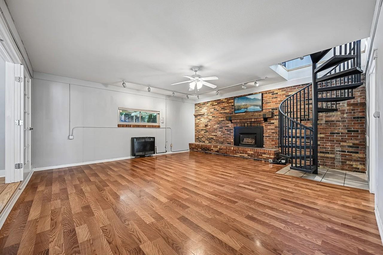 3895 Dudley St #NA - Photo 4 of 10
