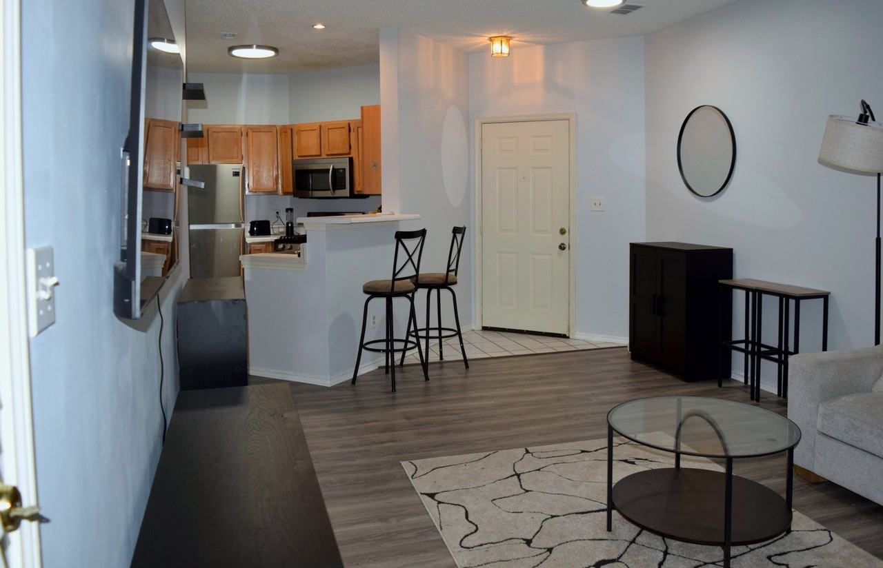13058 Autumn Woods Way #105 - Photo 5 of 16