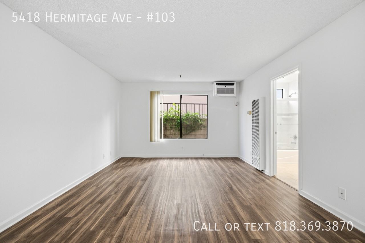 5418 Hermitage Ave #103 - Photo 4 of 15