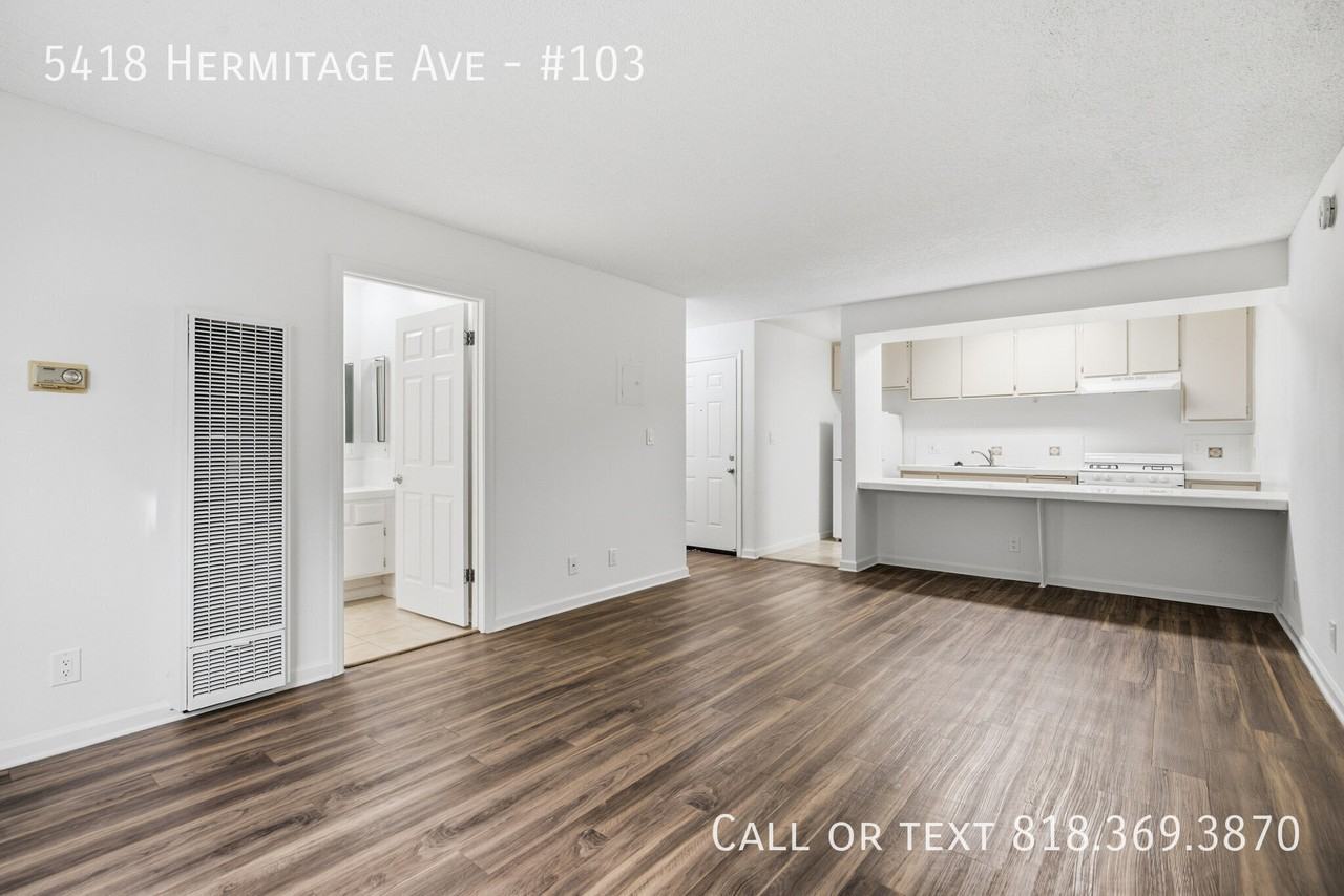 5418 Hermitage Ave #103 - Photo 5 of 15