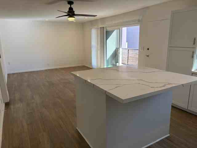 605 Illinois Ct #A - Photo 3 of 24