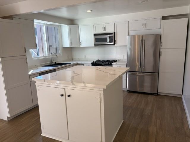 605 Illinois Ct #A - Photo 4 of 24