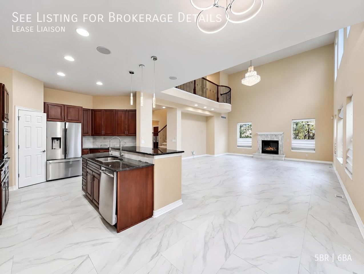 10488 Bluffmont Dr - Photo 7 of 39