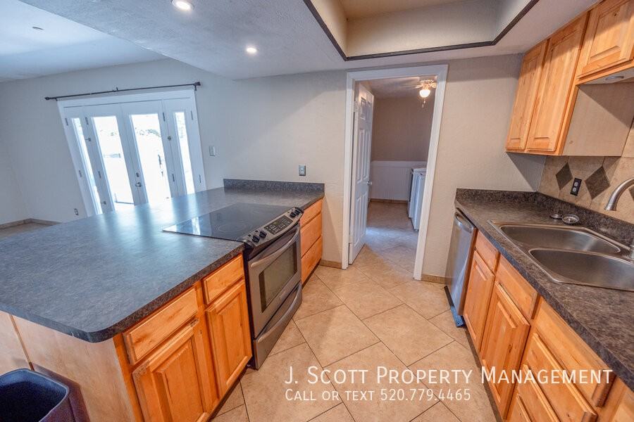 1184 E Diamond Dr - Photo 4 of 22