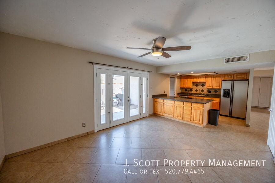 1184 E Diamond Dr - Photo 6 of 22