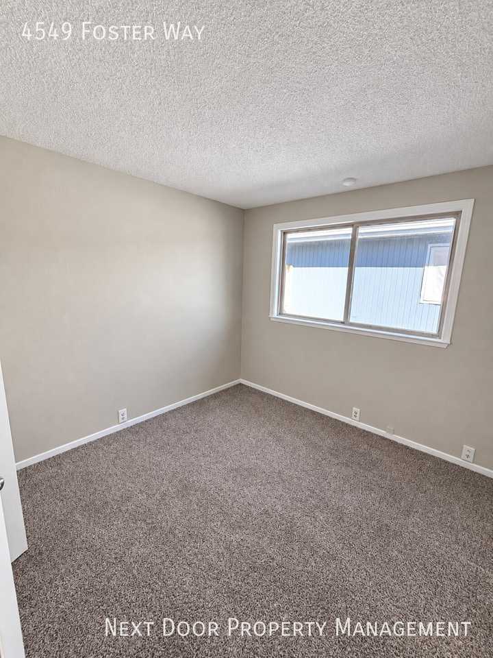 4549 Foster Way - Photo 4 of 10