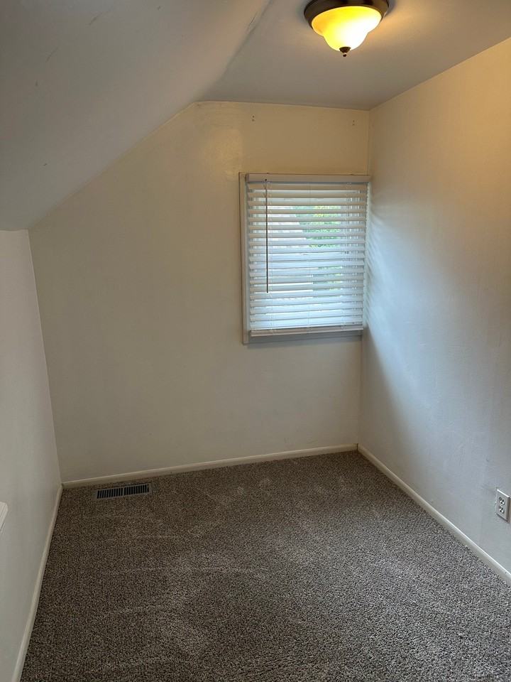 360 Locust St #1 - Photo 7 of 13