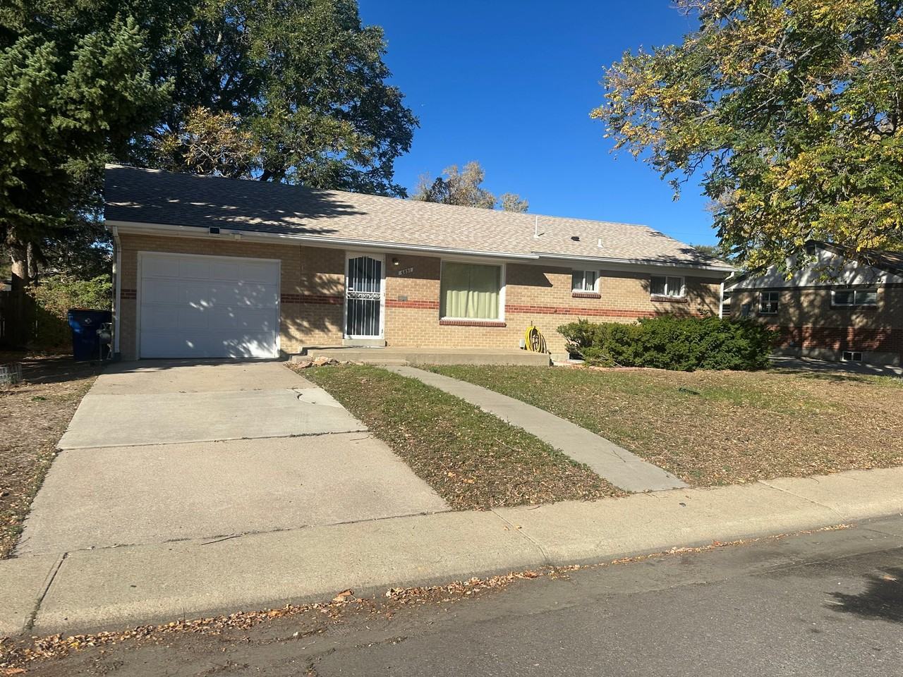 6891 Larsh Dr - Photo 2 of 38
