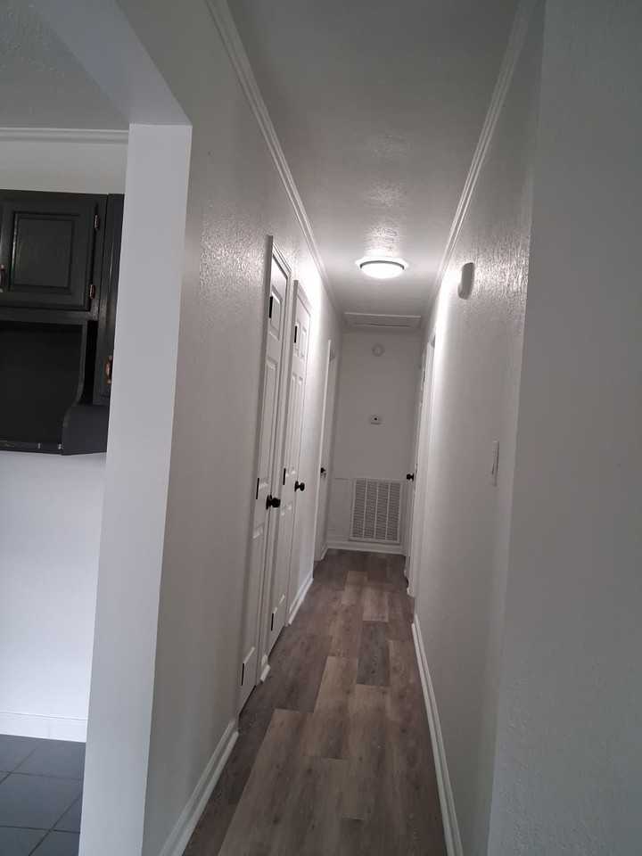 523 Sleepy Hollow Rd - Photo 6 of 10