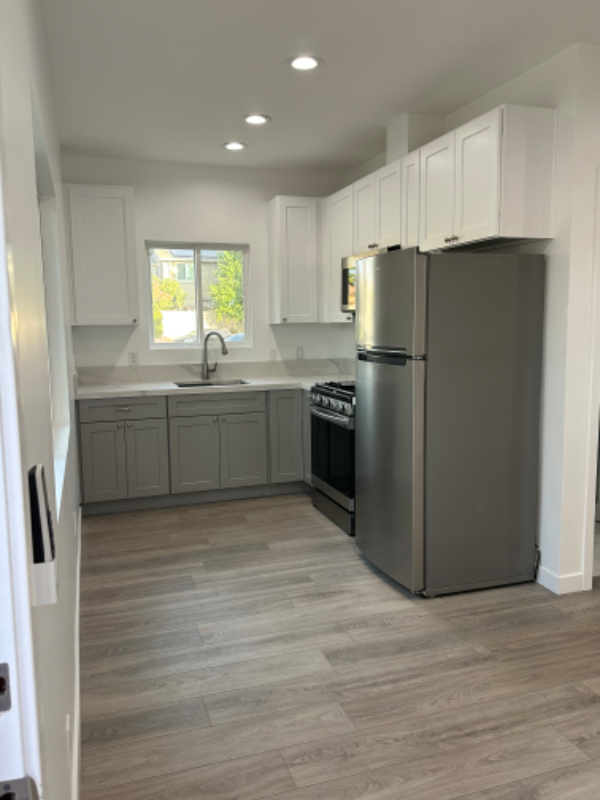 17114 Cantlay St - Photo 6 of 9