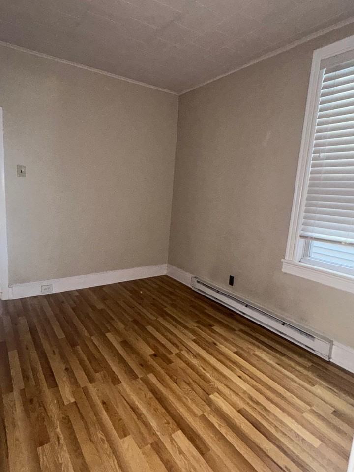 45 Liberty Ave #2ndFL - Photo 5 of 9