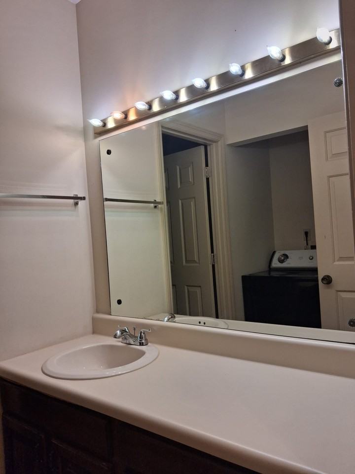 105 Arcadia Ln #A - Photo 4 of 12