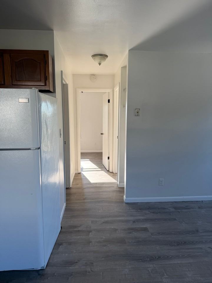 8728 N Main St #B - Photo 2 of 11