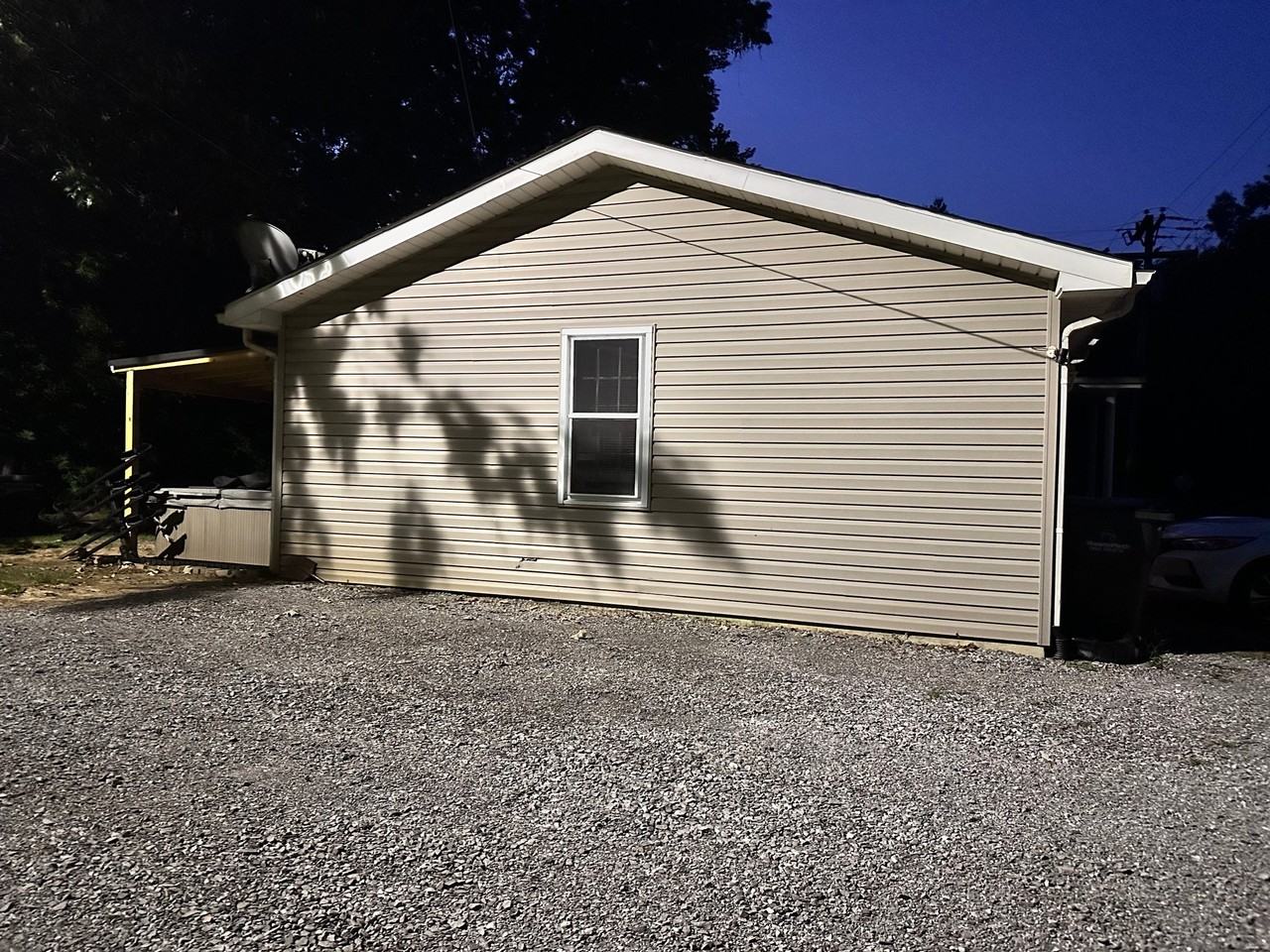 6880 Davis Rd - Photo 4 of 8