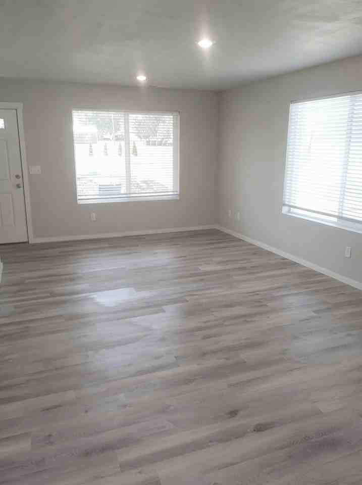 2603 Mccullough Rd - Photo 3 of 11