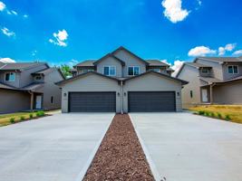 featured image of 7114 N 79th Ct