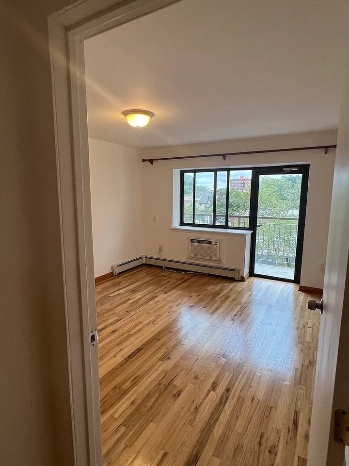 6326 99th St #4A - Photo 5 of 13