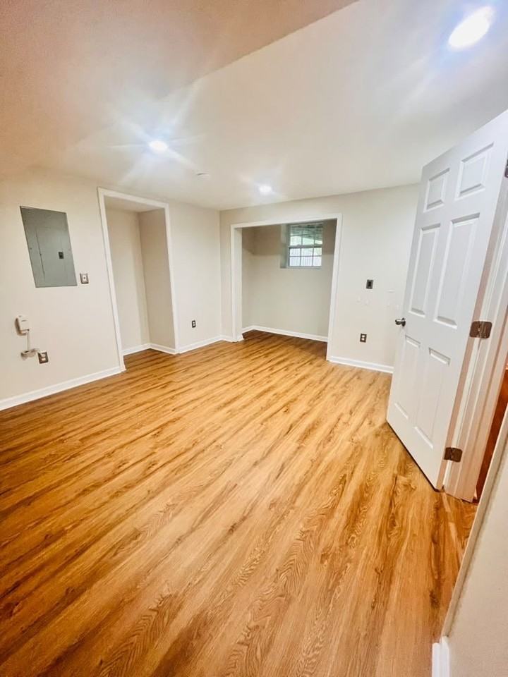 13082 Pilgrims Inn Dr - Photo 2 of 10