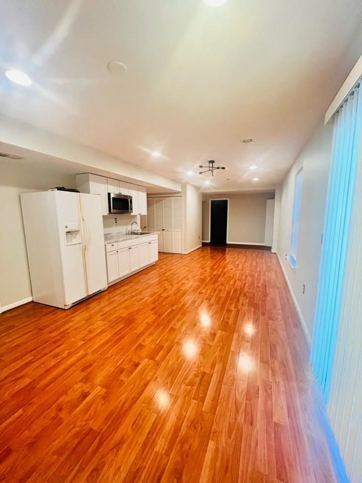 13082 Pilgrims Inn Dr - Photo 3 of 10