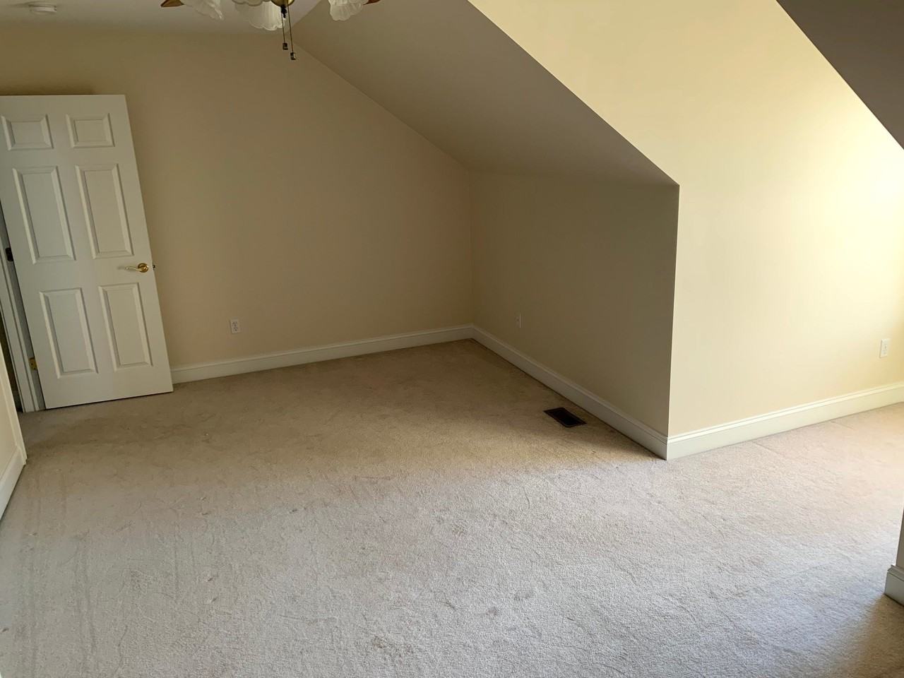 300 E Mulberry St - Photo 7 of 11