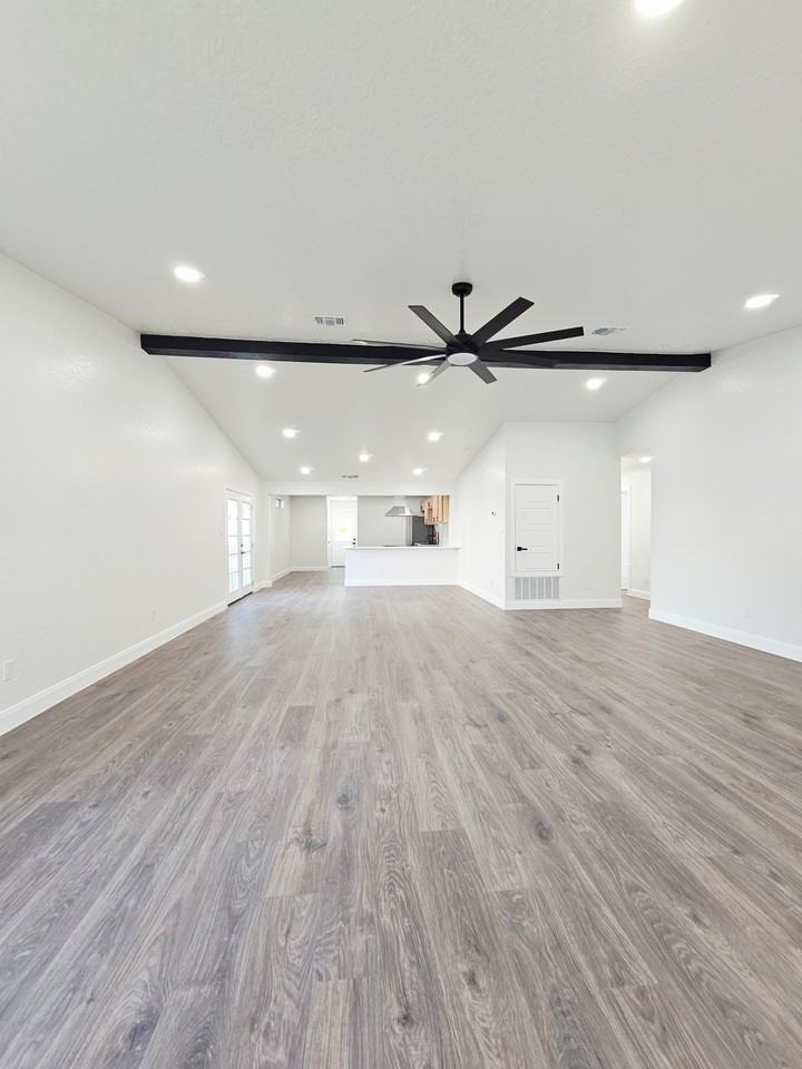 5330 Vista Run Dr - Photo 5 of 13