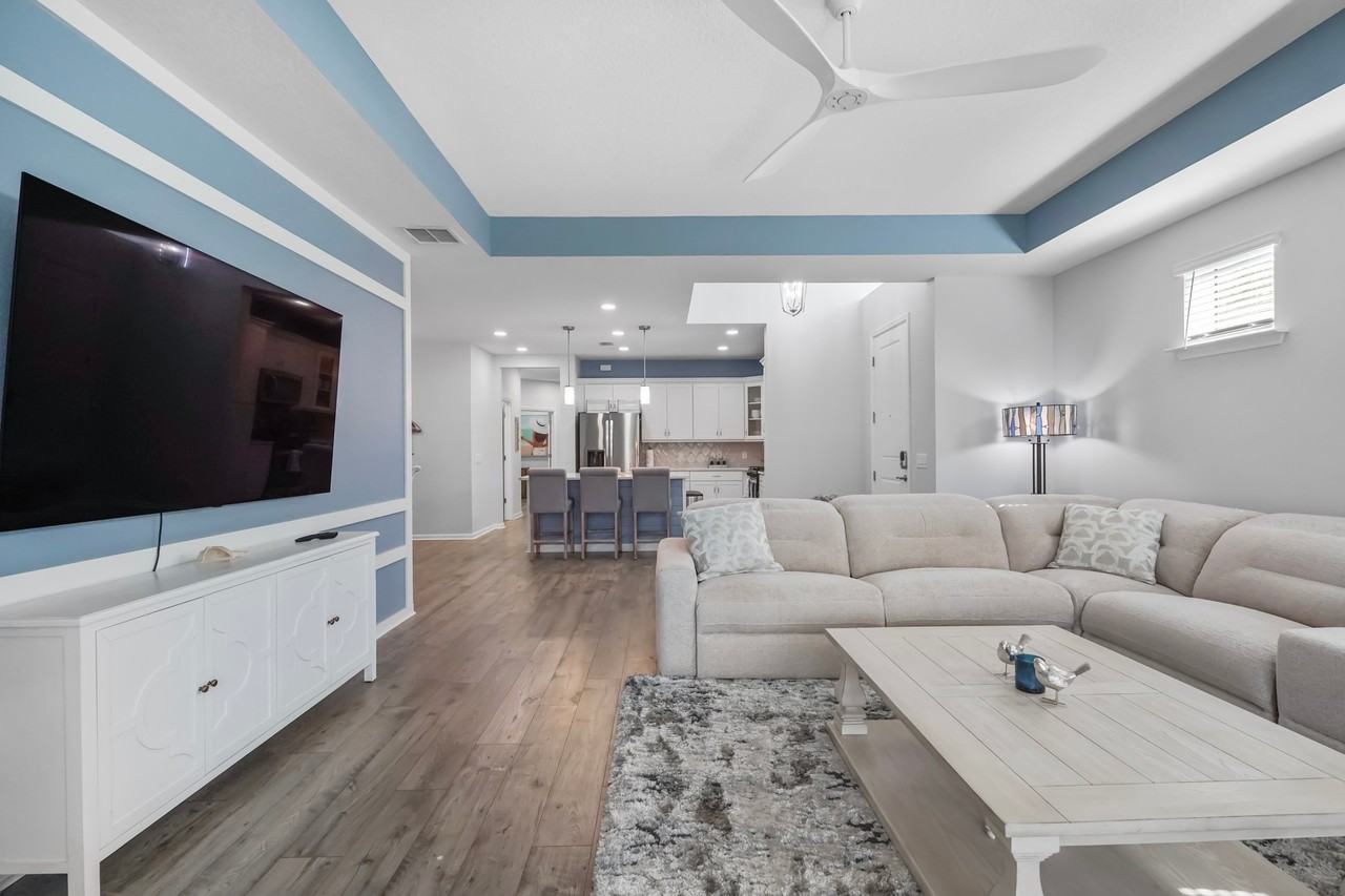 9064 Parrot Pl - Photo 4 of 20