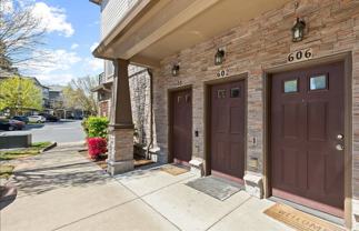 600 Ne Newstead Ln - Photo 1 of 1