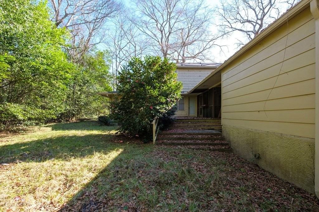 6145 Yorkridge Dr - Photo 3 of 4