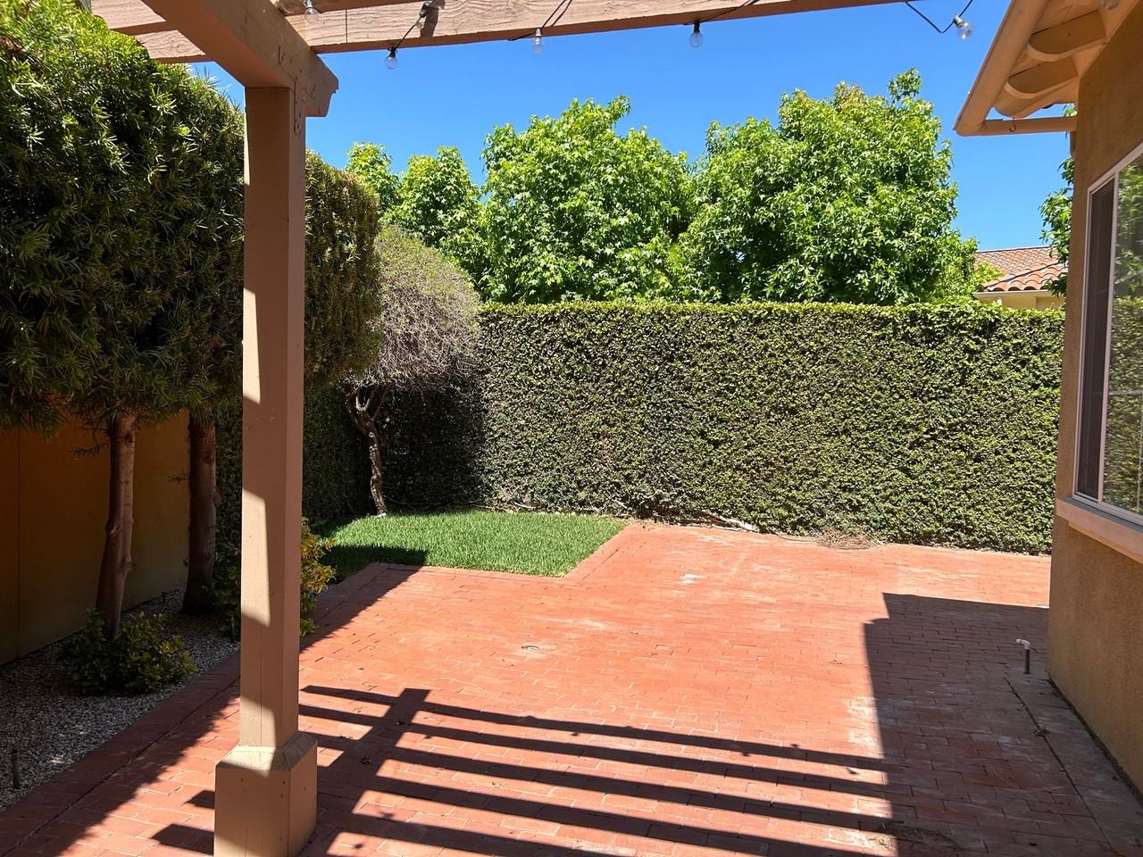 1138 Corte Riviera - Photo 5 of 11