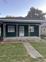 featured image of 736 E 20th St