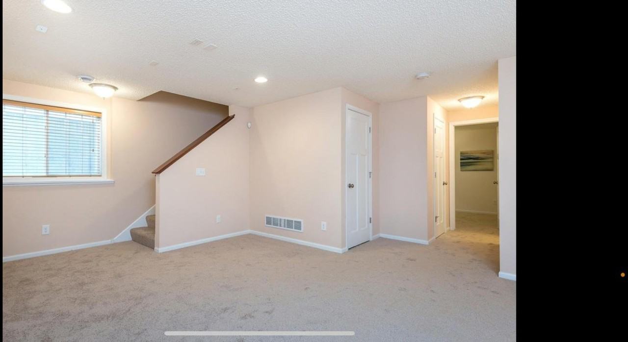 10009 Gentian Dr - Photo 7 of 19