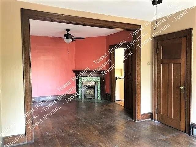 527 Massachusetts Ave - Photo 2 of 10