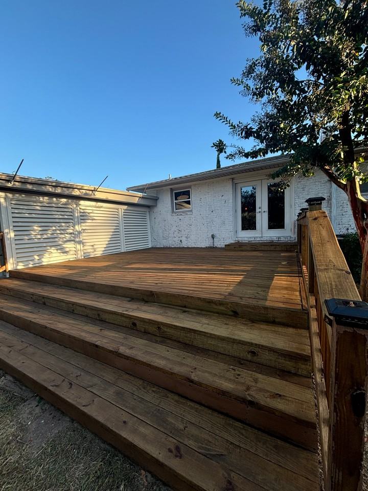 1700 Anderson St - Photo 3 of 19