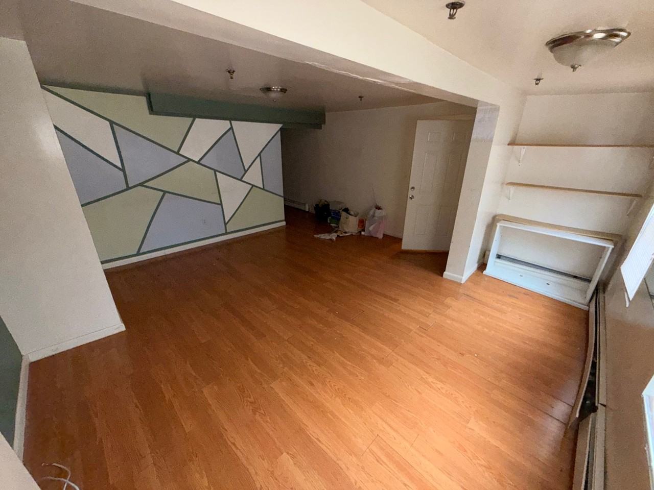 424 Valley St #1L - Photo 2 of 4