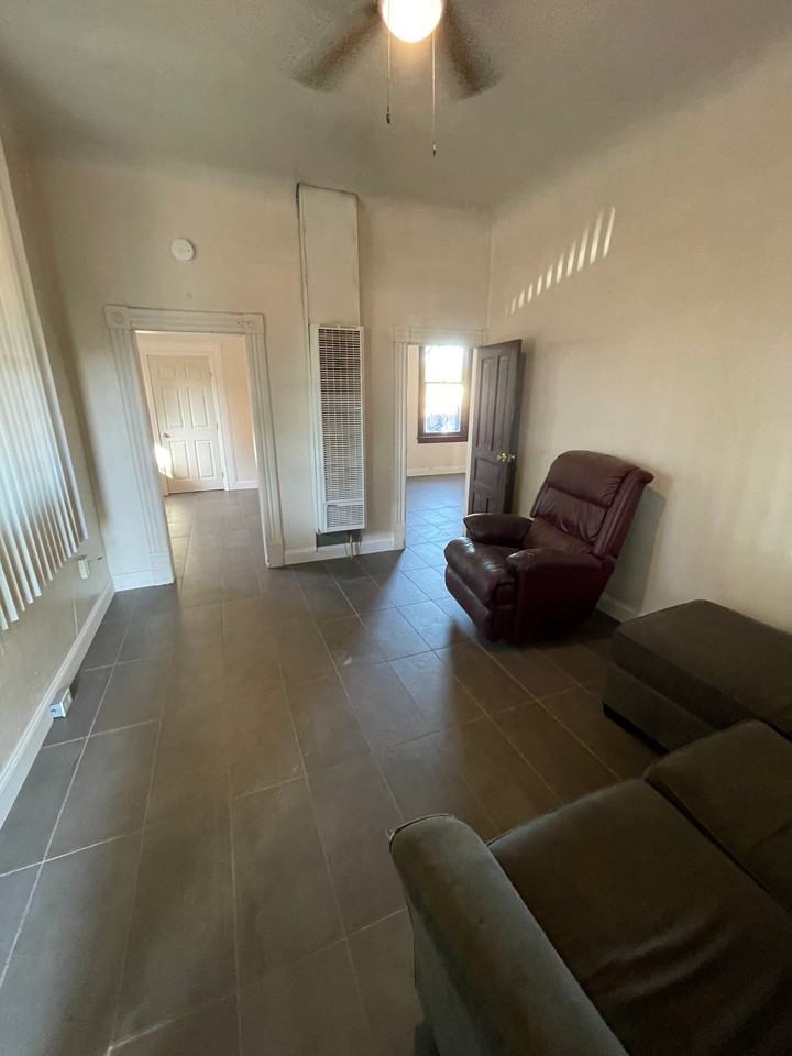 1425 S Garden St #A - Photo 6 of 11