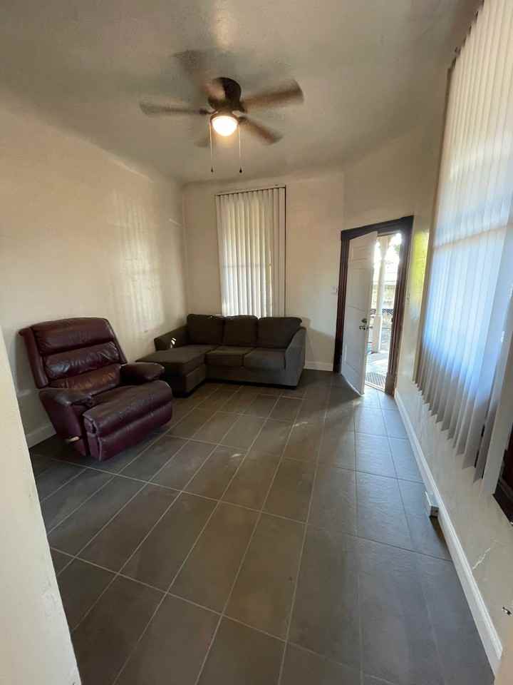 1425 S Garden St #A - Photo 7 of 11
