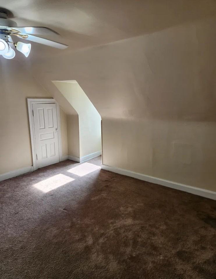 436 Linden Ave #3 - Photo 4 of 17