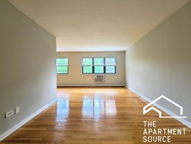 510 W Briar Pl #1 - Photo 1 of 1