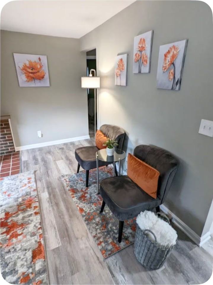 4303 Delridge Dr - Photo 4 of 16