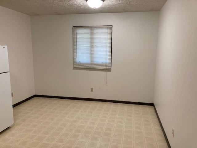 1802 W 38th St - Photo 6 of 8